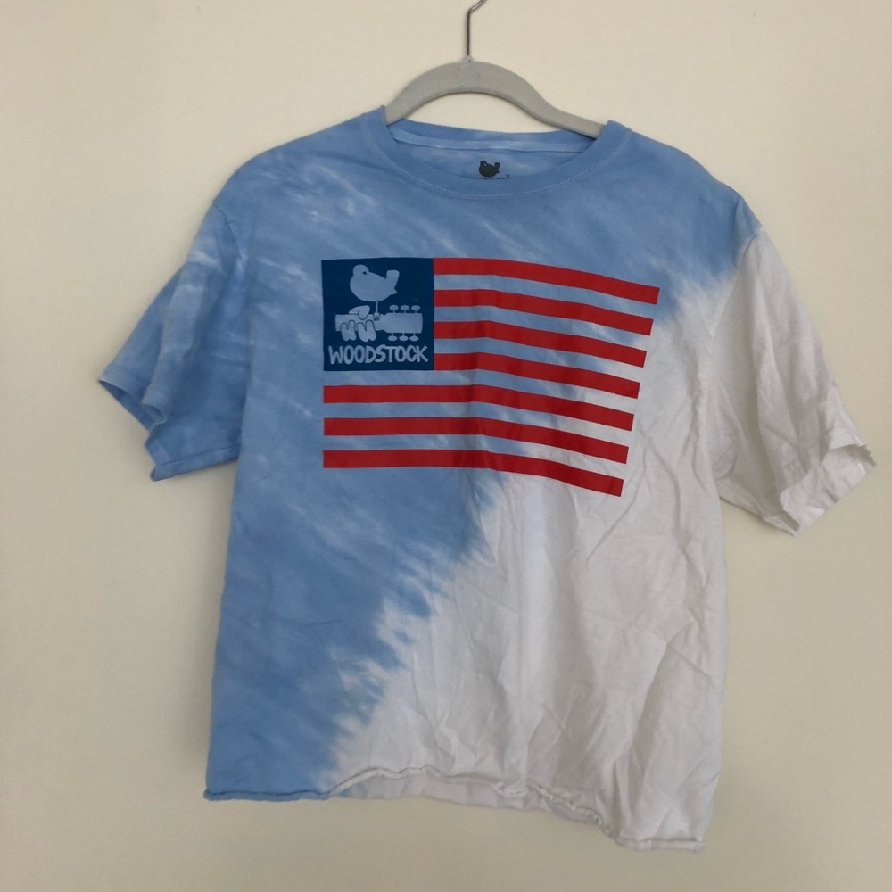 Woodstock American Flag USA Graphic Tshirt / NWOT